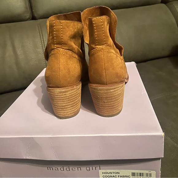 Madden Girl Houston Cognac Fabric - Picture 2 of 5